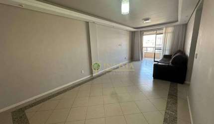 Locação! Apartamento com 126m², 3 quartos, dependência de empregada, sacada com churrasqueira e 2 vagas de garagem.