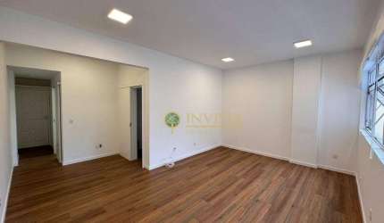 À venda | Sala comercial com 42m² e 1 vaga de garagem - Centro, Florianópolis.