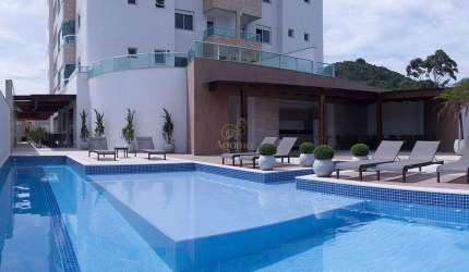 Vista Mar Deslumbrante: Apartamento na Praia Brava