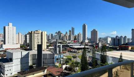 Excelente apartamento Novo com 3 dormitórios na Fazenda em Itajaí