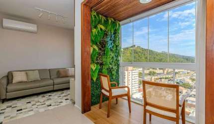 Belissimo Apartamento Semimobiliado - Centro - Itajaí - 03 Dormitorios