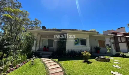 CASA COM 7 QUARTOS NO LAGO NEGRO EM GRAMADO, Loteamento Lago Negro, Gramado - RS