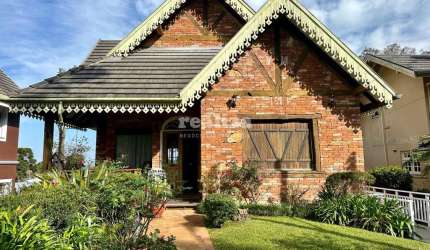 CASA EM ESTILO RÚSTICO, Quinta da Serra, Canela - RS