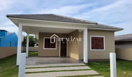Casa nova na Praia São Jorge com 3 dormitórios sendo 1 suíte