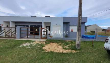 Casa Geminada, apenas 100 metros da beira mar em Arroio do Sal.