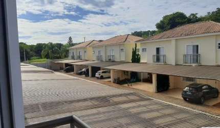 Casa de luxo em condomínio no Pinheirinho, Itu-SP: 3 quartos, 3 suítes, 3 salas, 4 banheiros, 2 vagas, 168m²