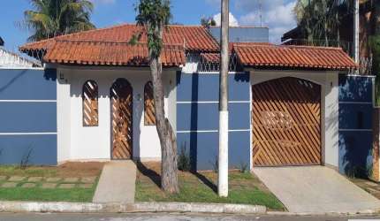 Casa residencial para Venda Alto das Palmeiras, Itu 4 dormitórios sendo 1 suíte, 3 salas, 4 banheiros, 4 vagas 430,00 m² construída, 430,00 m² útil, 8