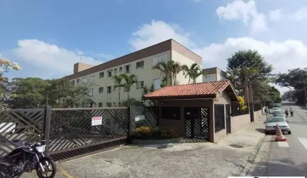 Apartamento no Condomínio Indiano, Bairro Demarchi.
