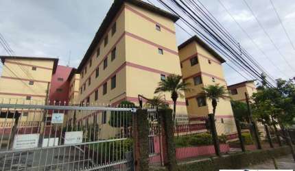 Apartamento no Condomínio Europa ll - Bairro Demarchi.