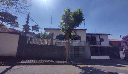Casa com 3 dormitórios à venda, 194 m² por R$ 800.000,00 - Vila Trujillo - Sorocaba/SP