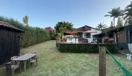 Chácara com 4 dormitórios à venda, 814 m² por R$ 850.000,00 - Condomínio Aquarius - Araçoiaba da Serra/SP