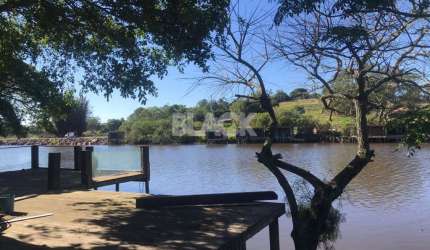 Casa com 2 quartos e Beira do Rio em Torres RS