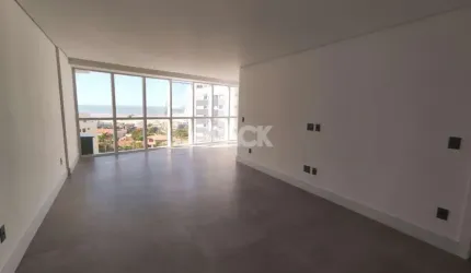 Apartamento no Edificio Dall’Acqua com 3 suítes junto as Quatro Praças em Torres
