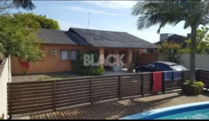 Casa 3 dormitórios à venda São Jorge Torres/RS