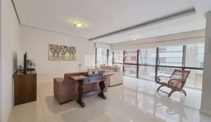 Apartamento com 03 dormitórios e sacada na Praia Grande em Torres RS