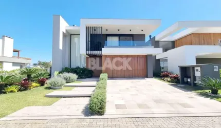 Casa mobiliada no Reserva das Águas em Torres RS