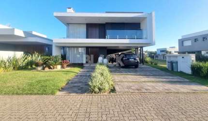 Casa mobiliada no Reserva das Águas em Torres RS