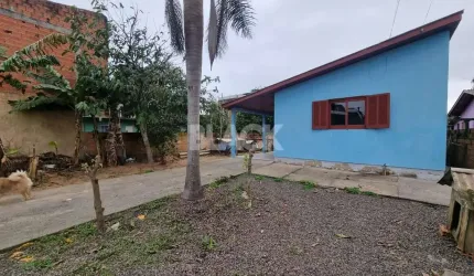 Casa com pátio em Torres RS