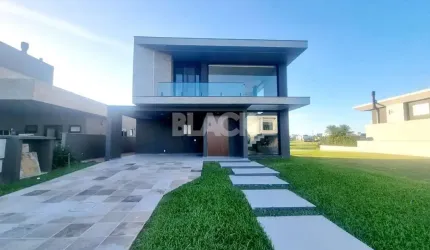 Casa mobiliada no Reserva das Águas em Torres RS