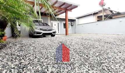 Casa com 3 dormitórios no Bairro Itinga