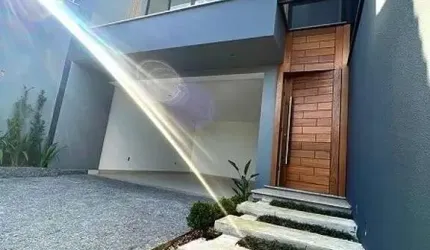 SOBRADO 3 DORMITÓRIOS (1 SUÍTE) NO BAIRRO FLORESTA