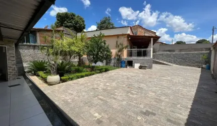 Casa com 3 quartos à venda no Tony (Justinópolis), Ribeirão das Neves  por R$ 700.000