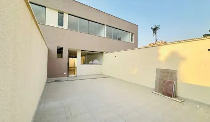 Casa com 3 quartos à venda na Santa Branca, Belo Horizonte  por R$ 719.000
