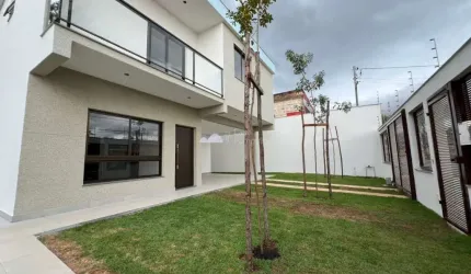 Casa com 3 quartos à venda no Trevo, Belo Horizonte  por R$ 860.000