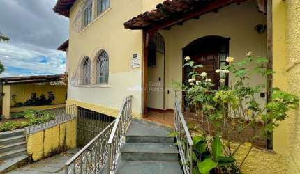 Casa com 4 quartos à venda em Itapoã, Belo Horizonte  por R$ 595.000