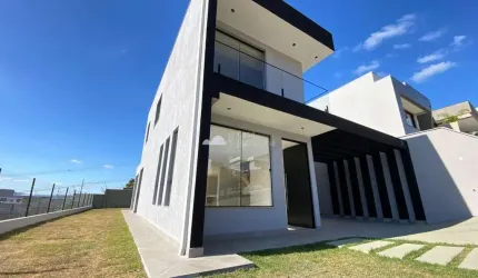 Casa em condomínio fechado com 4 quartos à venda no Residencial Park I, Vespasiano  por R$ 1.290.000