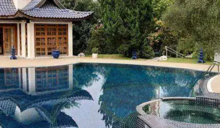 Casa à venda 18 do forte - Alphaville - 2.686m de área total - Arquitetura Oriental - Única na região