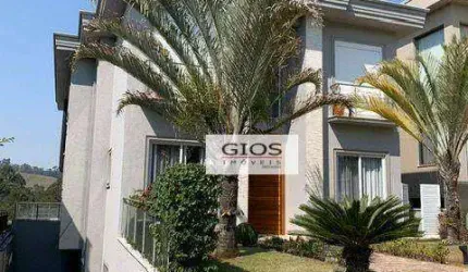 Casa para locação no Tamboré 11 com 450m - 04 suítes e 04 vagas - mobiliada