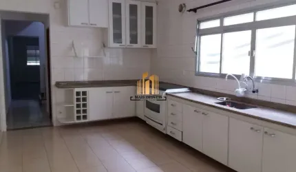 Sobrado com 3 dormitórios (1 suíte) na R. José Damiani por R$ 790.000,00
