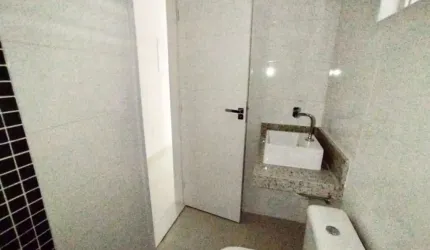 Casa com 3 quartos, Embaré, Santos - R$ 890 mil, Cod: 1782