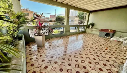 Imperdível Casa à Venda em Santos-SP, Bairro Aparecida: 3 Quartos, 1 Sala, 3 Banheiros, 2 Vagas, 153m² de Área