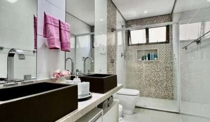 Apartamento de Luxo na Pompéia Santos-SP: 3 Quartos, 1 Suite, 1 Sala, 3 Banheiros, 2 Vagas, 198m² - Imperdível!
