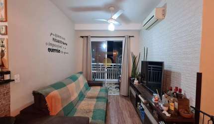 Apartamento à venda em Santos-SP, Marapé: 2 quartos, 1 suíte, 1 sala, 2 banheiros, 1 vaga