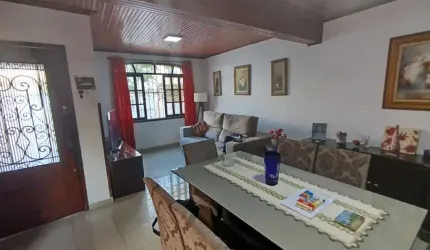 Casa com 3 quartos, Aparecida, Santos - R$ 850 mil, Cod: 2170