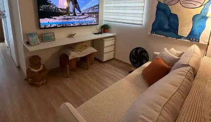 Apartamento de 1 quarto reformado na Ponta da Praia em Santos/SP! Pronto para morar, com 1 vaga de garagem e localização privilegiada.