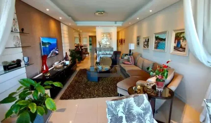 Apartamento à venda na Ponta da Praia-Santos com vista panorâmica para o mar! 3 suítes, 2 salas, 3 vagas de garagem.