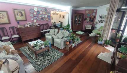 Luxuoso Apartamento de 4 Quartos na Pompéia, Santos-SP: 2 Suítes, 2 Salas, 4 Banheiros e 2 Vagas de Garagem! Agende sua visita!
