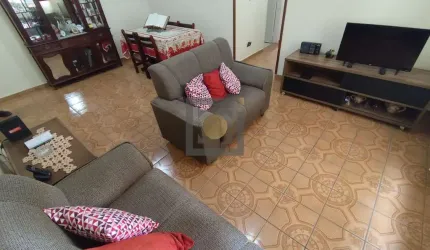 Apartamento à venda no Gonzaga em Santos-SP: 2 quartos, 1 suíte, sala 2 ambientes, 2 banheiros, 1 vaga, 139m²!