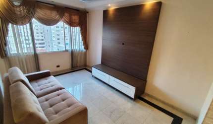 Apartamento à venda em Santos-SP, no bairro Embaré, com 2 quartos, sala e vaga de garagem! Venha conferir!