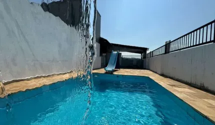 Apartamento triplex à venda em Santos-SP, no bairro Campo Grande, com 4 quartos, 1 suíte, 3 salas, 5 banheiros e 500m² de área.