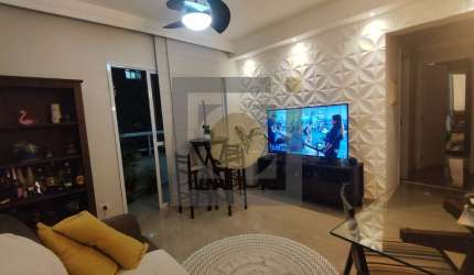 Oportunidade imperdível: Apartamento à venda em Santos-SP, bairro José Menino, 2 quartos, 1 suíte, 1 sala, 1 banheiro, 1 vaga, 68m².