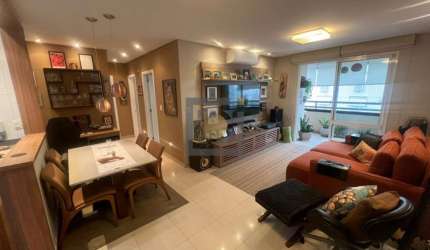 Apartamento à venda em Santos-SP, no Embaré: 2 quartos, 1 suíte, 1 sala, 3 banheiros, 2 vagas de garagem - 84,00 m².