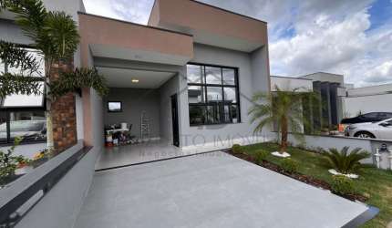 Casa de alto padrão em condomínio Jardim Toscana, Indaiatuba-SP: 3 quartos, 3 suítes, 2 salas, 4 banheiros, 2 vagas, 112m². Venha conferir!