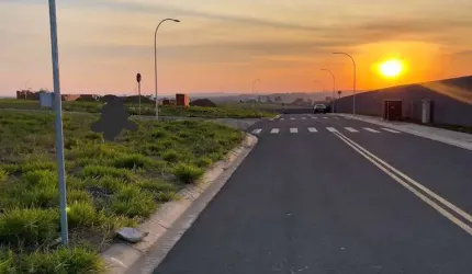 Terreno em Condomínio Residencial Maria cândida Indaiatuba-SP - 353,29m² de Área (com planta já aprovada).
