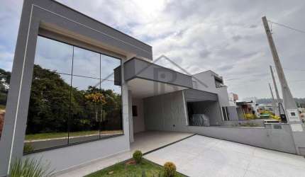 Imperdível oportunidade de compra: Casa em condomínio no Park Gran Reserve em Indaiatua! 3 dorm sendo 1 suite com closet e lavabo! Cozinha com móveis.
