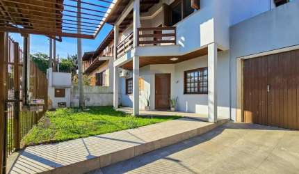 Casa com 3 quartos - Gravataí